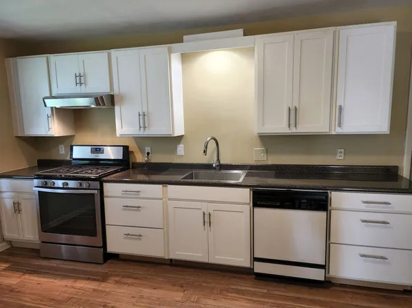 2337 N Delaware Ave, Springfield, MO 65803