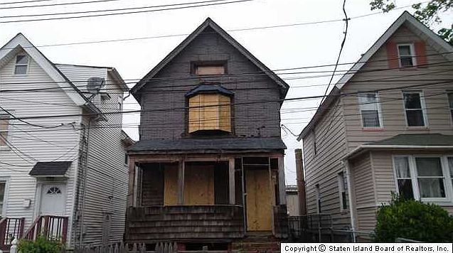1st image of 25 Tompkins Ct #1