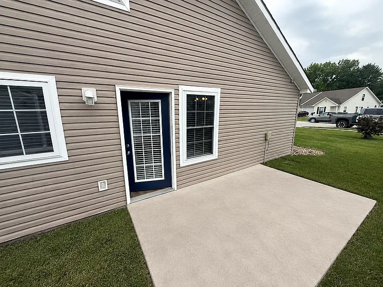 2420 Walden Ln — Photo 2