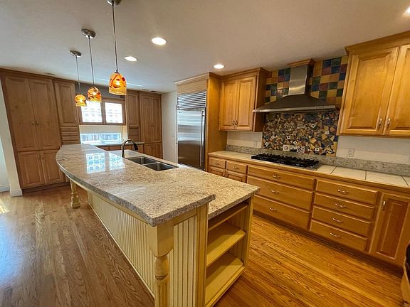 2nd image of 1480 Kimberly Ct