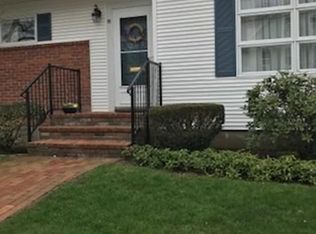 15 Walnut St, Taunton, MA 02780