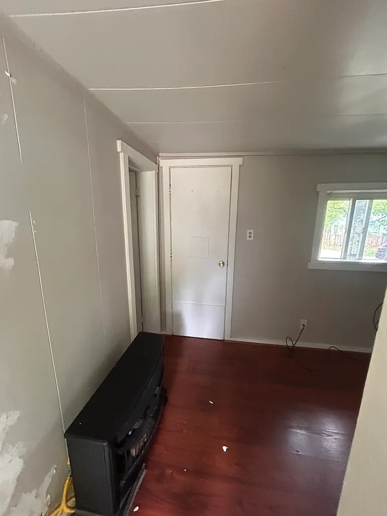 1 bed, 560 sqft, $1,650 — Photo 3
