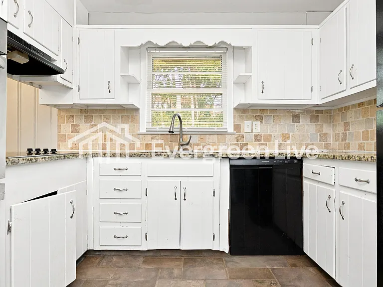 6283 Longino Dr — Photo 4