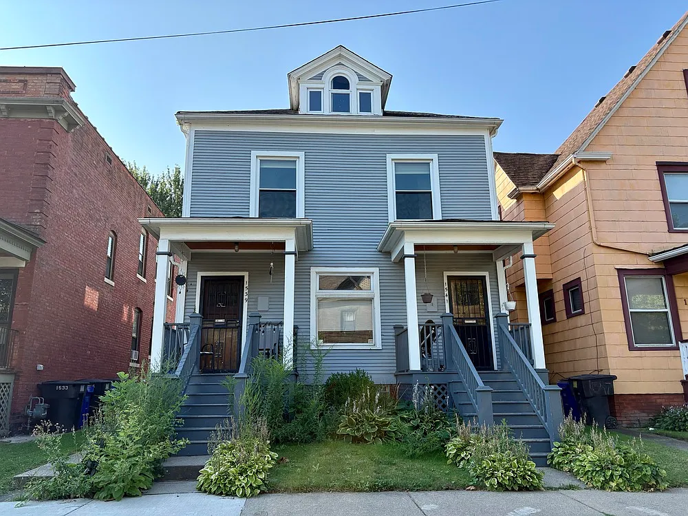 1539 Merrick St photo 1