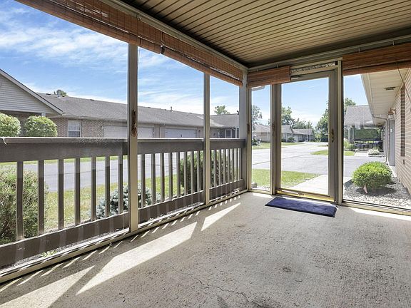 5th image of 114 Foster Dr