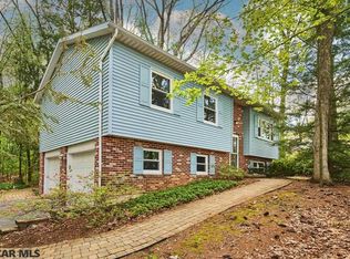 1241 Fox Hill Rd, State College, PA 16803