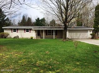 20825 Edgewood Dr, Big Rapids, MI