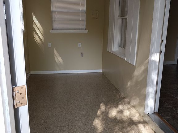 3rd image of 8023 Galveston Ave