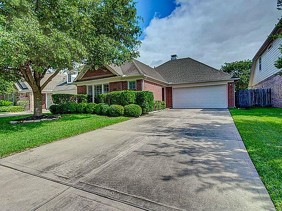 3rd image of 3111 Willow Trace Ct