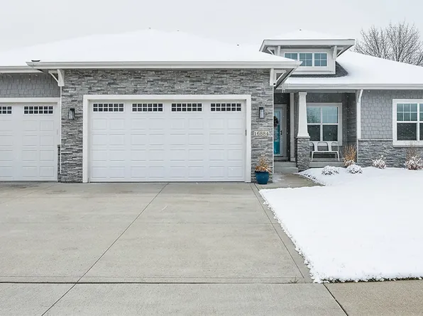 16884 Baxter Dr, Clive, IA 50325
