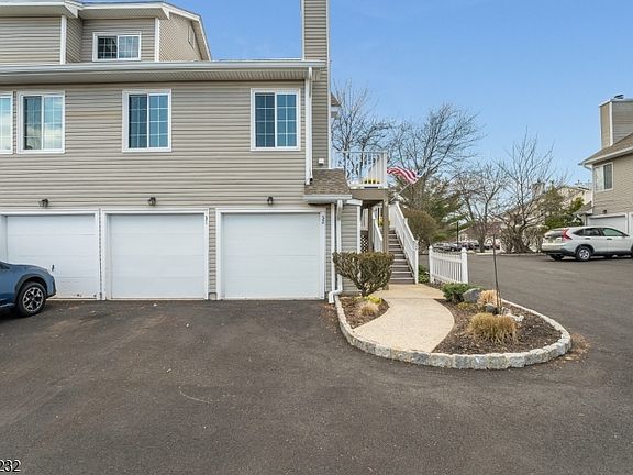 3rd image of 32 Morgan Court