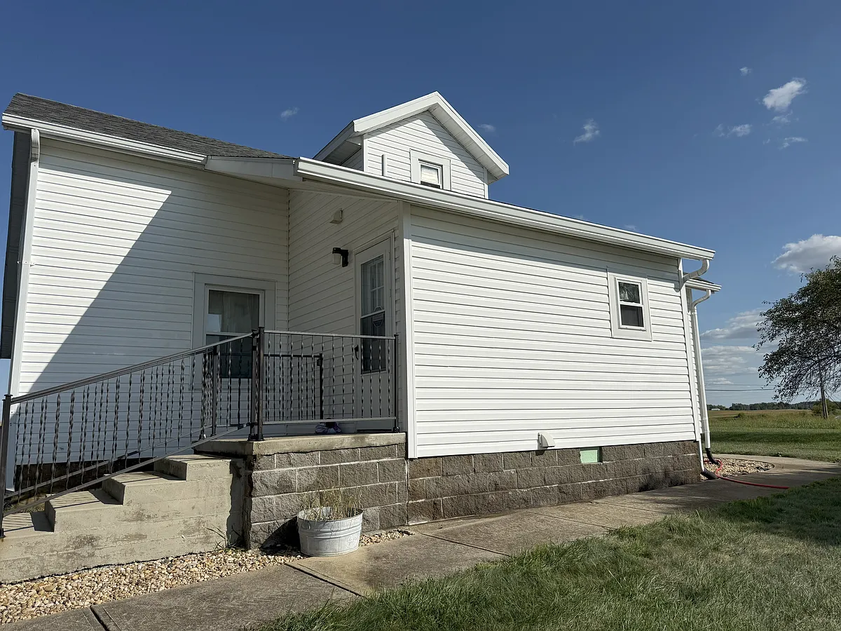 Building Photo - 1589 State Route 72 S
