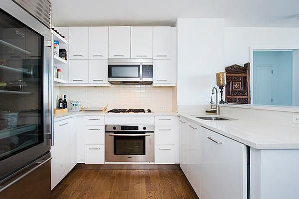 1st image of 635 W 42nd St APT 32B