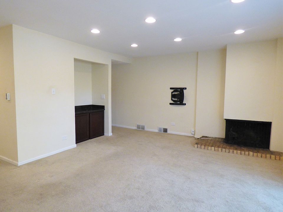 1st image of 1624 Waxwing Ct