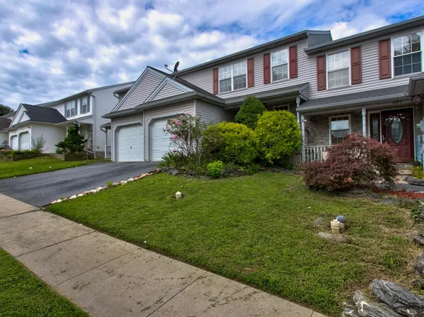 1030 Sterling Pl, Lancaster, PA 17603