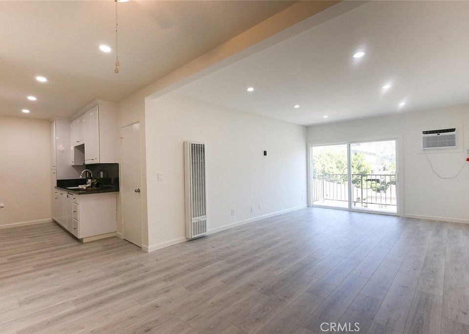 1st image of 409 Burchett St Unit 311