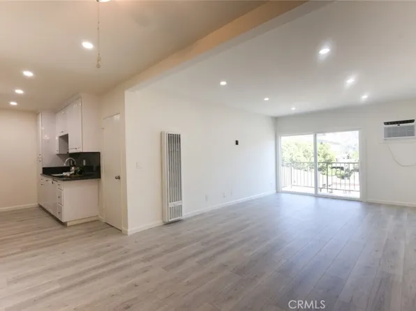 409 Burchett St Unit 311, Glendale, CA 91203
