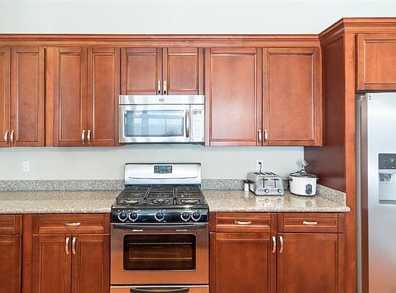 3rd image of 3032 Napoleon Ave