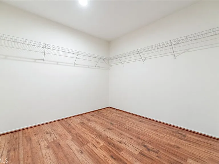 6915 Cedar Creek Rd — Photo 50