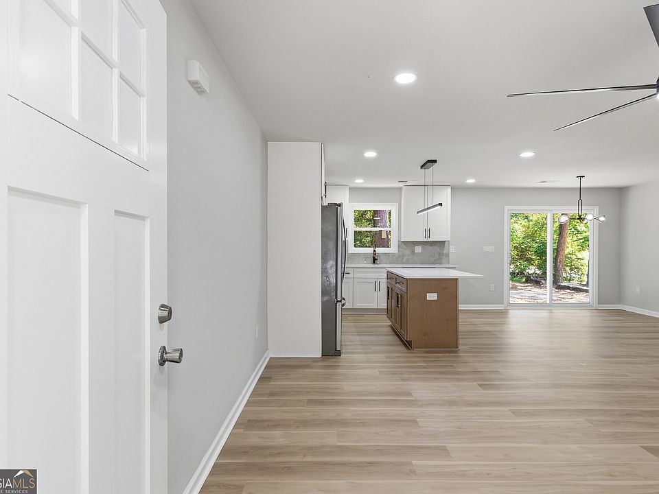 6408 Veracruse Dr, Morrow, GA 30260 | MLS #10742581 | Zillow
