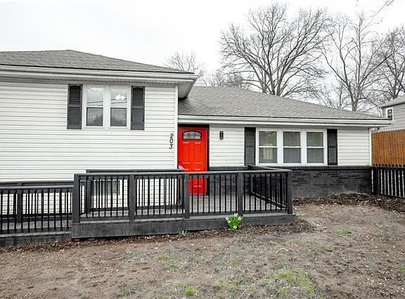 3rd image of 203 NE 64th St