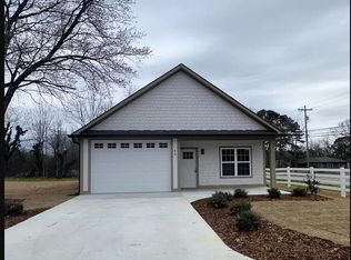 46 Wonder Ln, Albertville, AL 35951