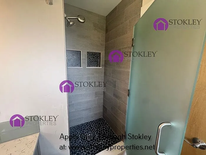 3 bed, 2.0 bath, 1800 sqft, $5,395 — Photo 4