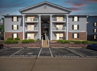 4309 Arrow Tree Dr APT F, Saint Louis, MO 63128