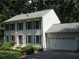 13060 Pershing Dr, Manassas, VA 20112