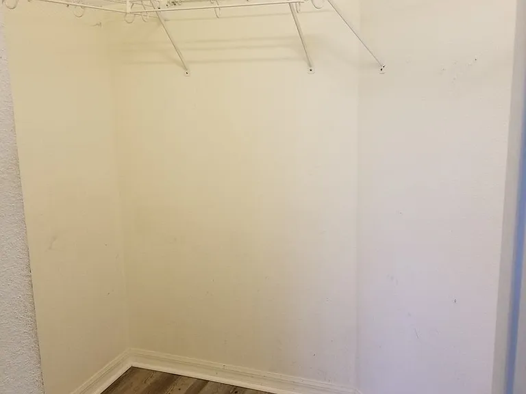 10521 Beneva Dr — Photo 12
