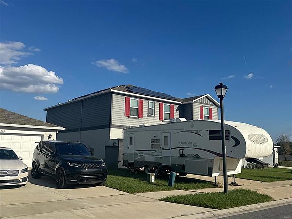 3rd image of 200 Summerlin Loop