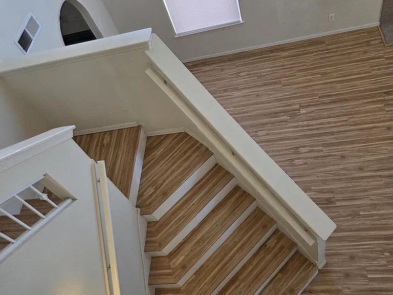3717 NE Hubble Dr — Photo 36