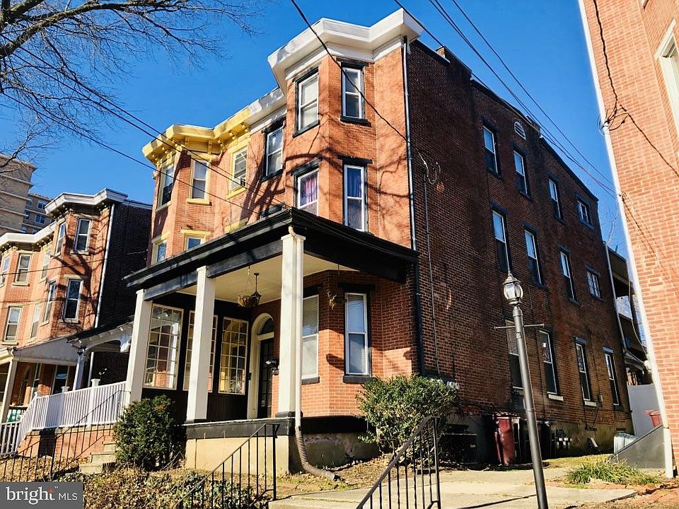1st image of 1415 N Harrison St APT 1