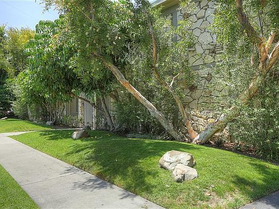 3rd image of 16221 Cornuta Ave APT 32