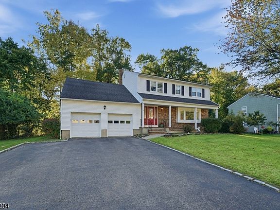 2nd image of 14 Whitaker Pl
