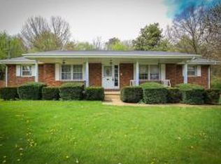 509 Pine Ridge Rd, Johnson City, TN 37601