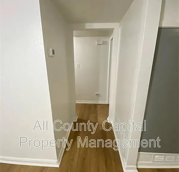 829 Ken St #B — Photo 12