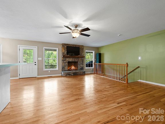 4th image of 170 Yates Cove Rd