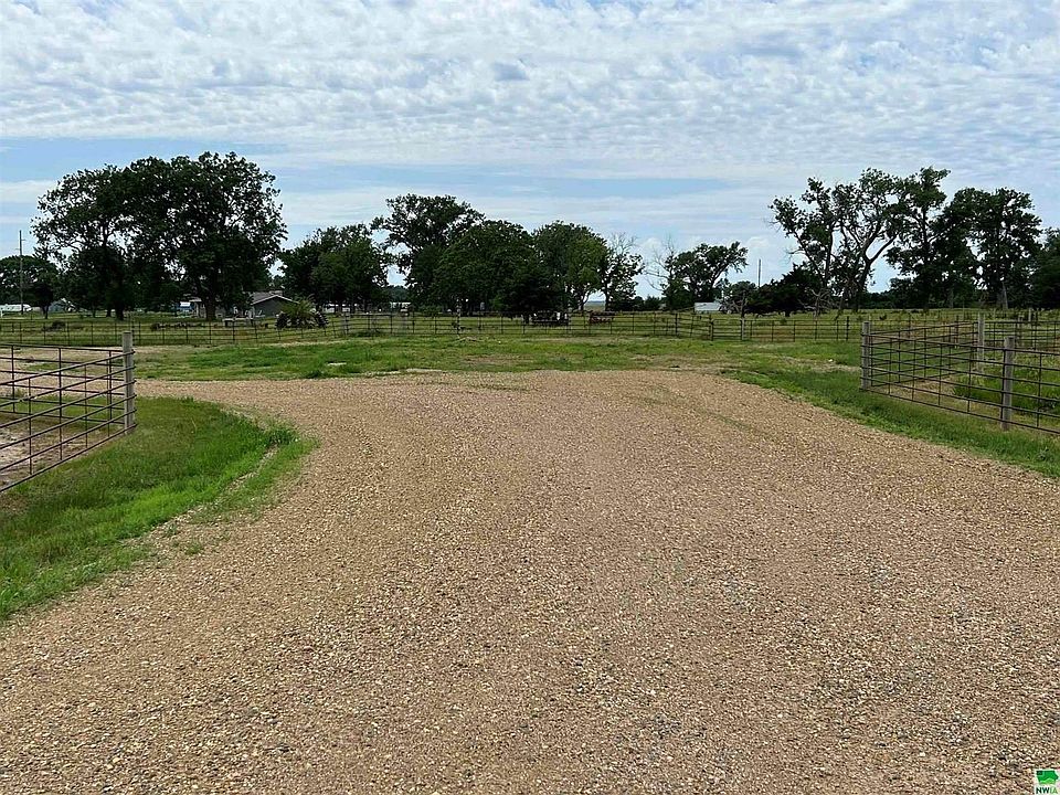 1st image of 48220 332nd St