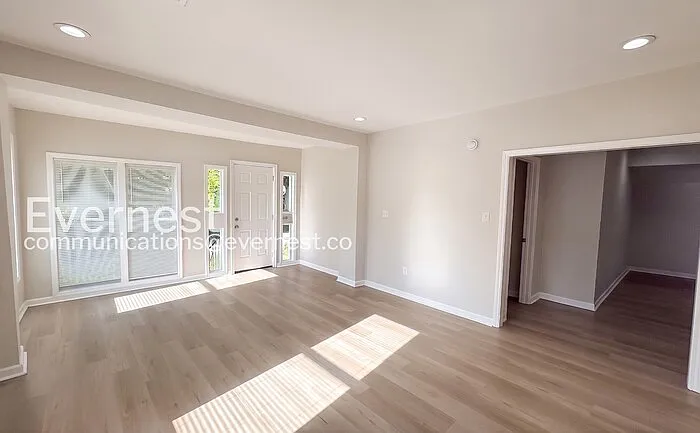 2044 Saulsbury Pl — Photo 11