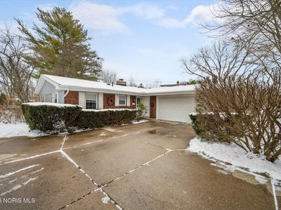 200 Cedar Ln, Waterville, OH, 43566