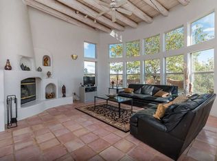1 Sombra Ct, Santa Fe, NM 87508