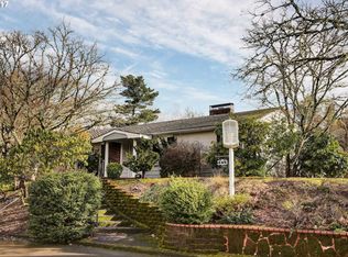 3858 SW 50th Ave, Portland, OR 97221