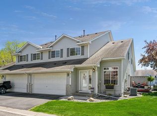 317 Creekside Dr, Buffalo, MN 55313
