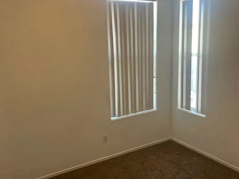 4963 Droubay Dr — Photo 11