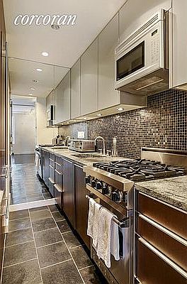 5th image of 15 W 53rd St #17H