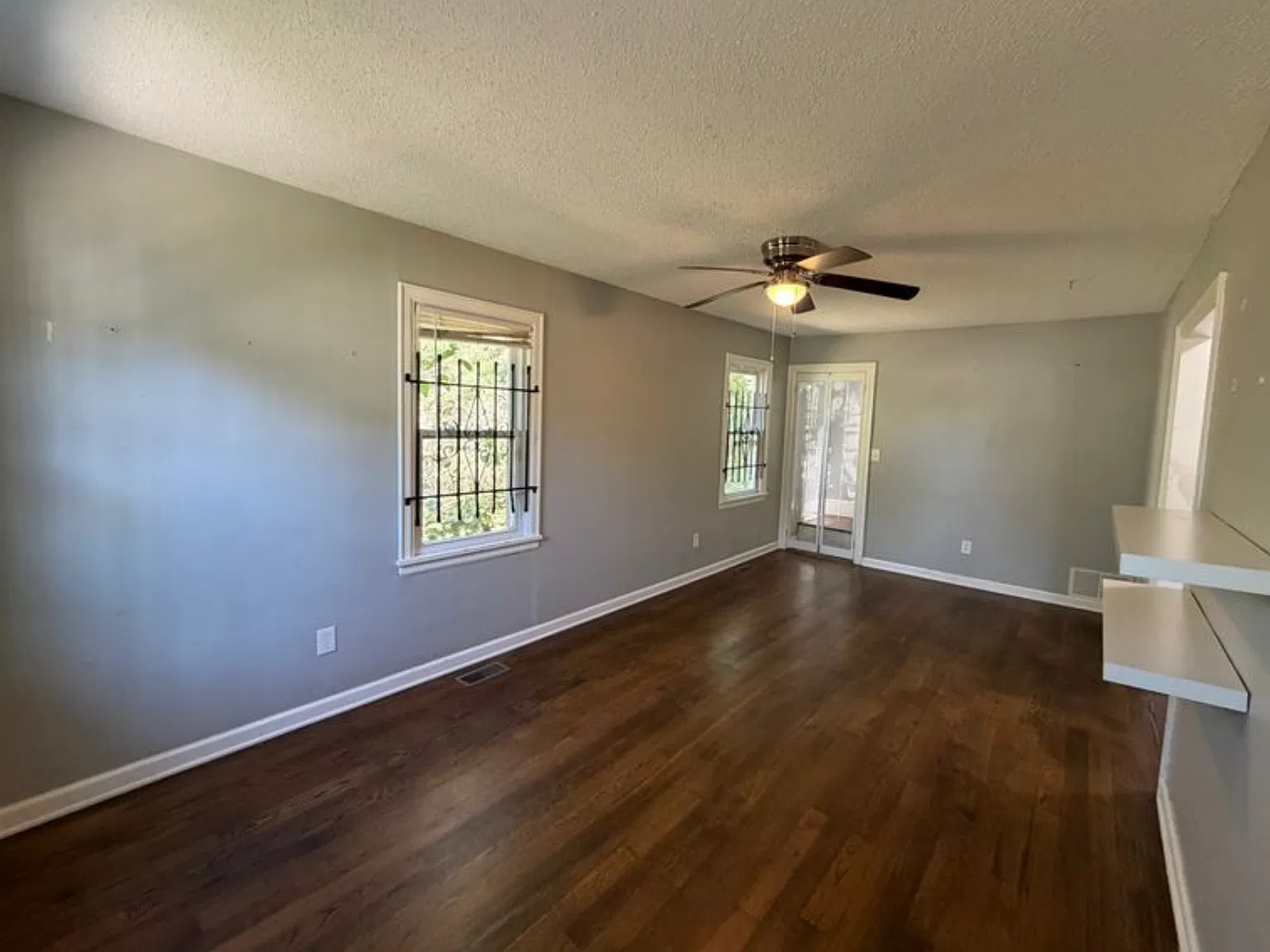 2 bed, 800 sqft, $1,550 — Photo 3