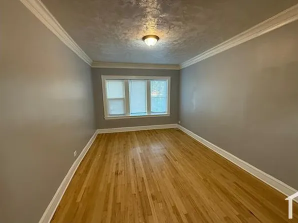 652 N Lamon Ave #1, Chicago, IL 60644