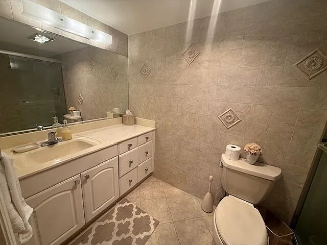 1319 E Hillsboro Blvd #412 — Photo 22
