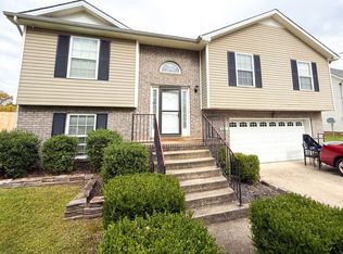 985 Silty Dr, Clarksville, TN 37042